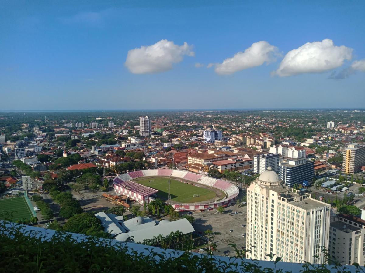 Apartamento Panglima Troika Residensi Kota Bharu Exterior foto